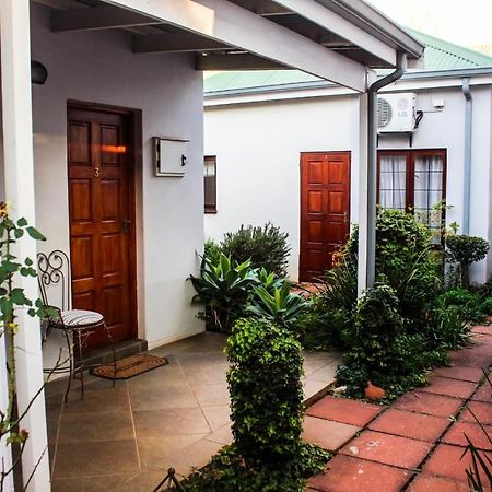 Villa Jana Guesthouse Pretoria-Noord Εξωτερικό φωτογραφία